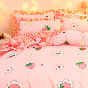 Strawberry Aesthetic Bedding Set π