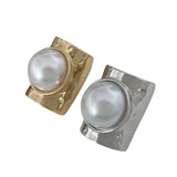 Divine Muse Pearl Chunky Ring